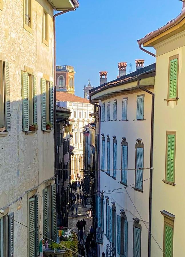 Pura Vida Deluxe - Upper Bergamo, 3 Min Walk Piazza Vecchia Leilighet *